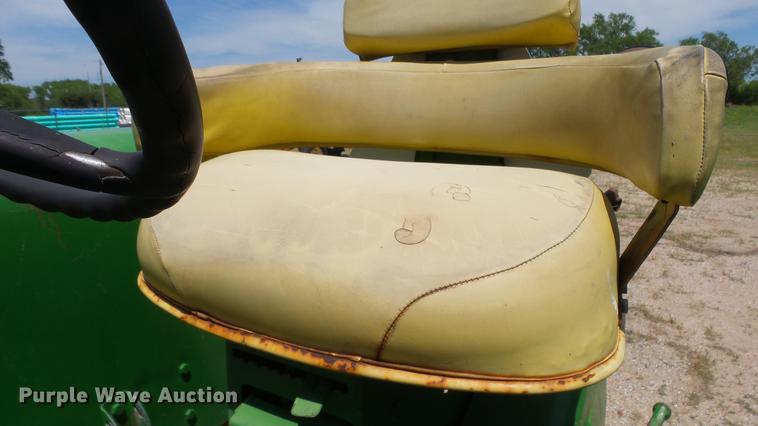 image for item DE7104 John Deere 2510 tractor