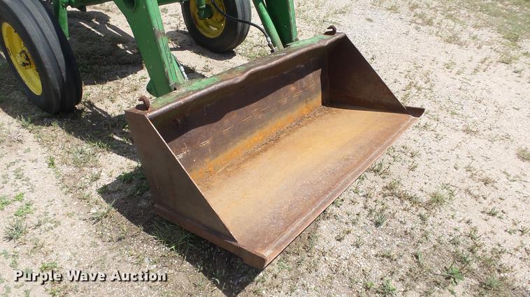 image for item DE7104 John Deere 2510 tractor