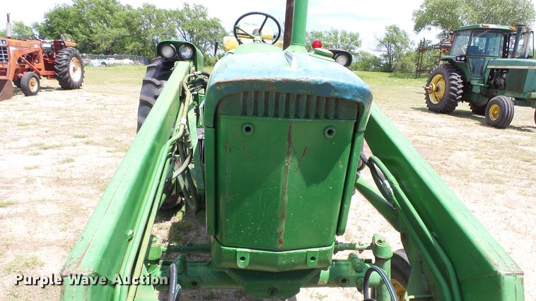 image for item DE7104 John Deere 2510 tractor