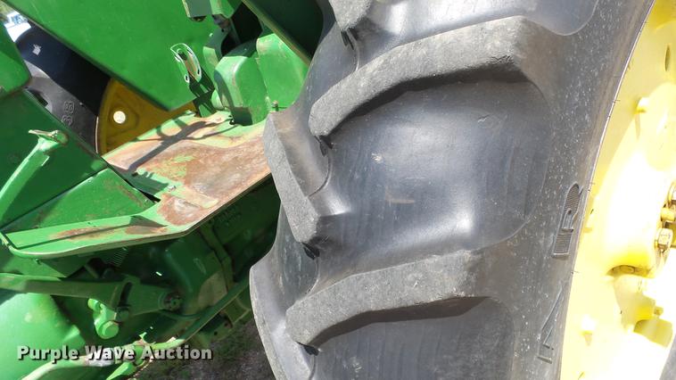 image for item DE7104 John Deere 2510 tractor