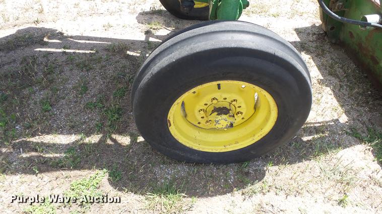 image for item DE7104 John Deere 2510 tractor