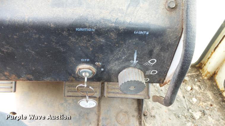 image for item DE7106 1976 Case 1070 tractor