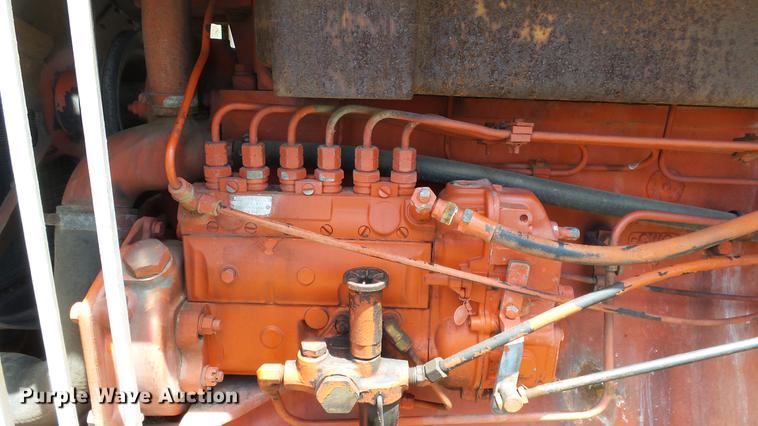 image for item DE7106 1976 Case 1070 tractor