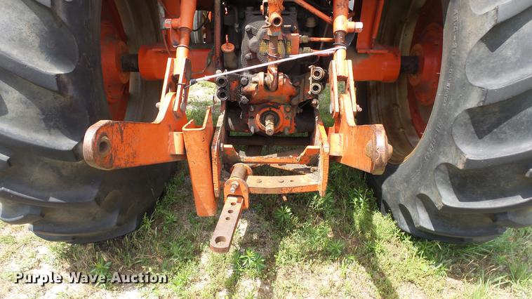 image for item DE7106 1976 Case 1070 tractor