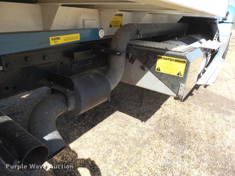 image for item DX9077 2007 Freightliner Columbia Heritage Edition silage truck