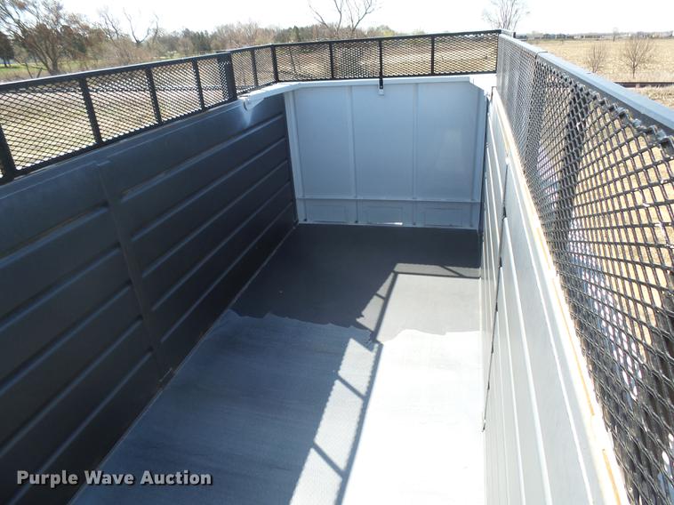 image for item DX9077 2007 Freightliner Columbia Heritage Edition silage truck