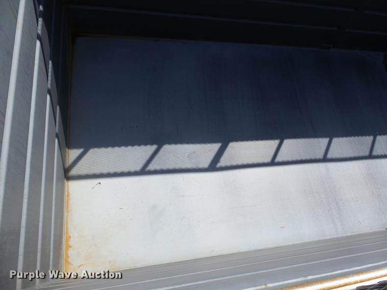 image for item DX9077 2007 Freightliner Columbia Heritage Edition silage truck