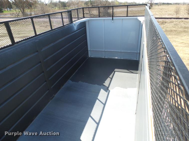 image for item DX9077 2007 Freightliner Columbia Heritage Edition silage truck