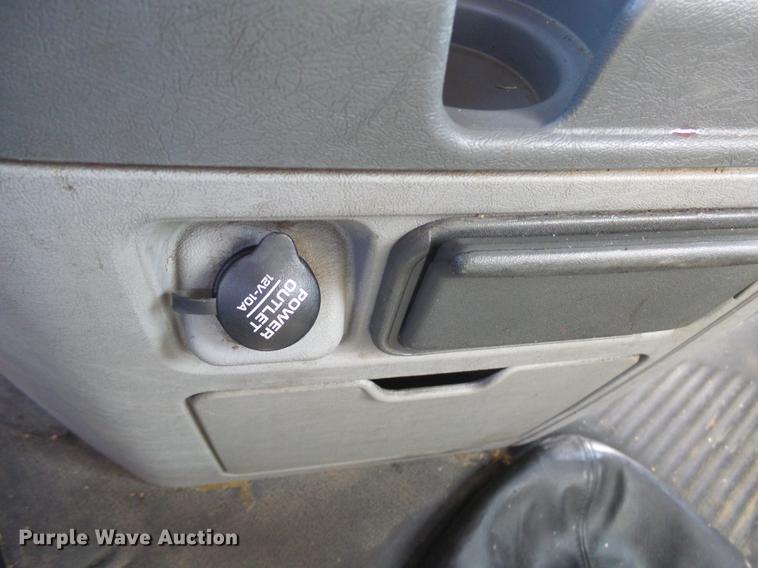 image for item DX9077 2007 Freightliner Columbia Heritage Edition silage truck