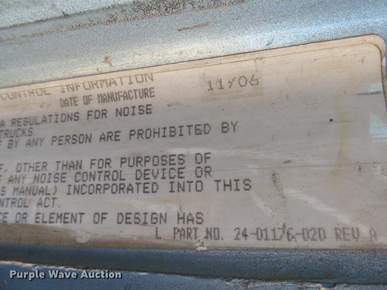 image for item DX9077 2007 Freightliner Columbia Heritage Edition silage truck