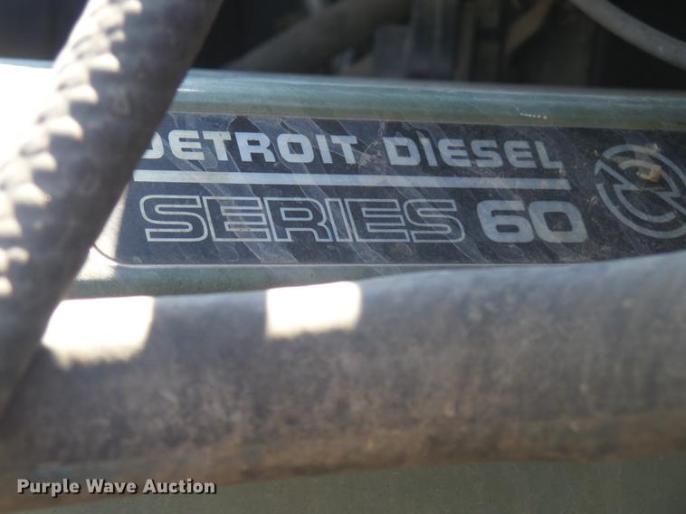 image for item DX9077 2007 Freightliner Columbia Heritage Edition silage truck