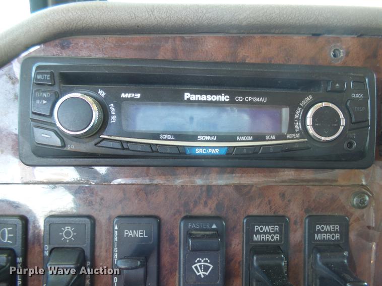 image for item DX9084 2006 International Eagle 9200i silage truck