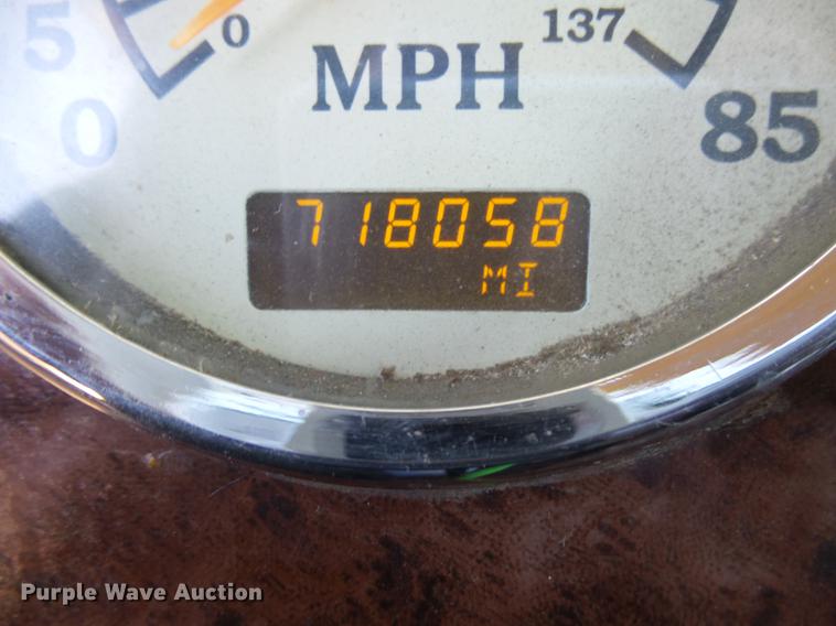 image for item DX9084 2006 International Eagle 9200i silage truck