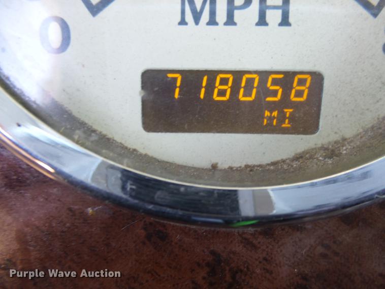 image for item DX9084 2006 International Eagle 9200i silage truck