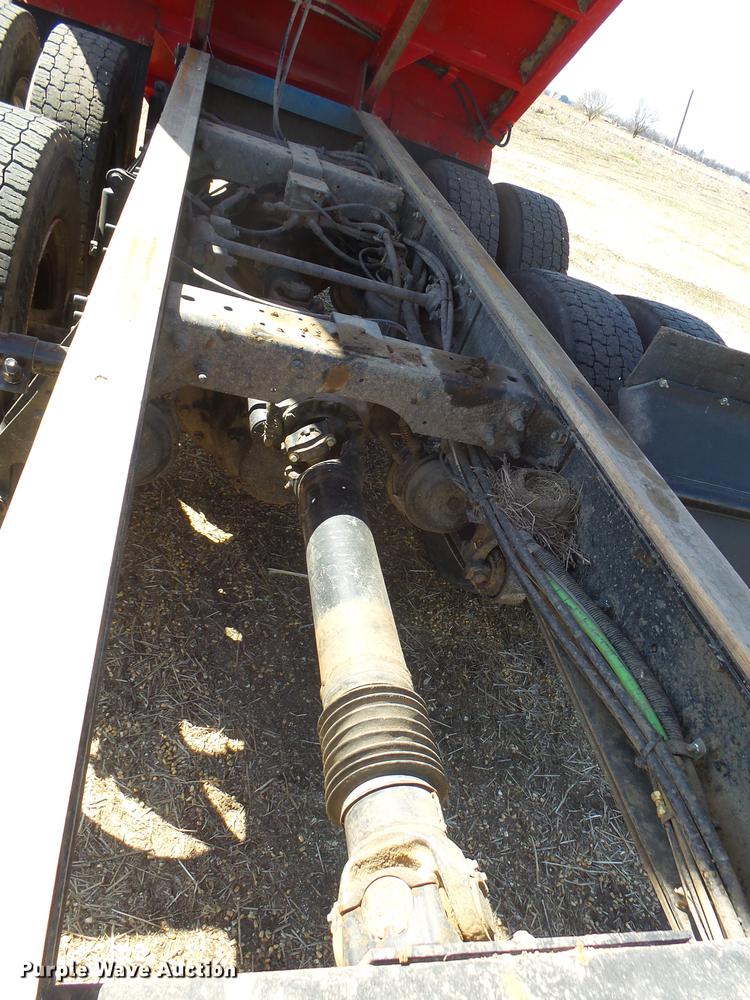 image for item DX9084 2006 International Eagle 9200i silage truck