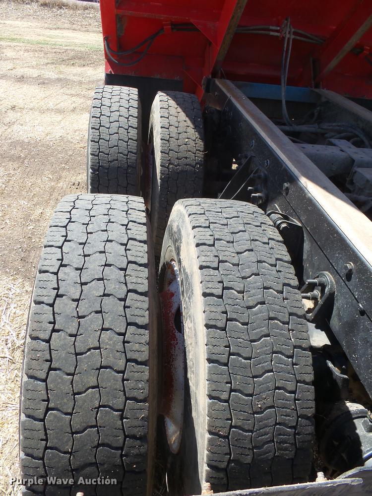 image for item DX9084 2006 International Eagle 9200i silage truck