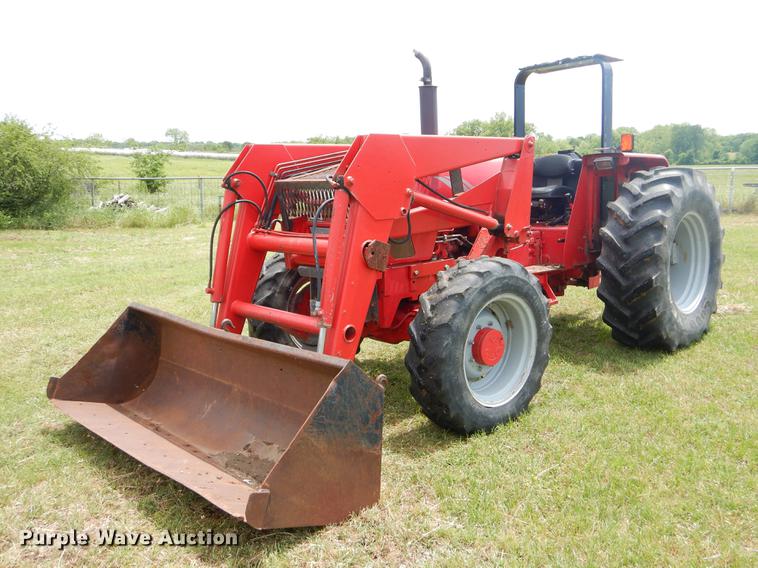 image for item EI9176 2005 McCormick C90 tractor