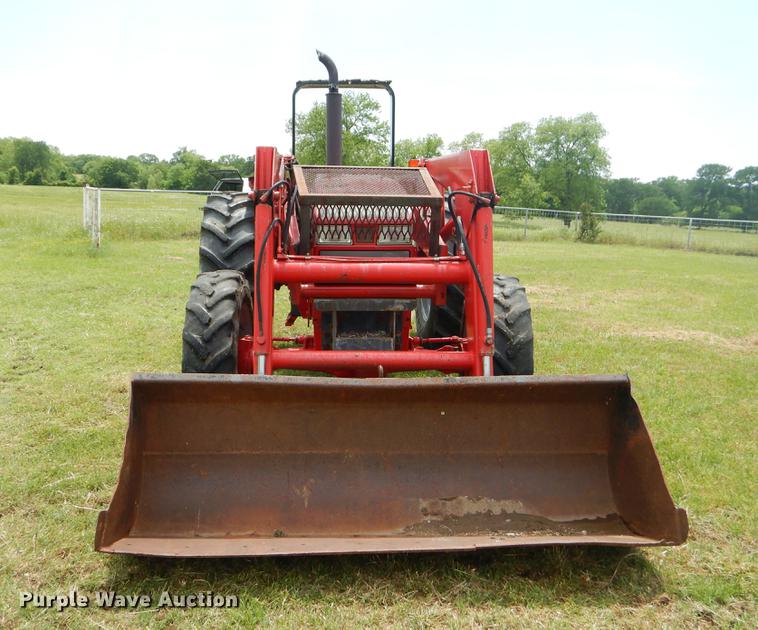 image for item EI9176 2005 McCormick C90 tractor