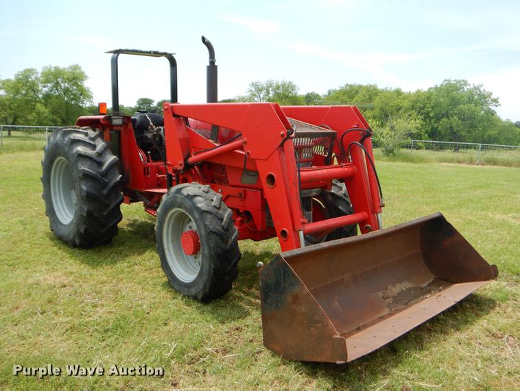 image for item EI9176 2005 McCormick C90 tractor