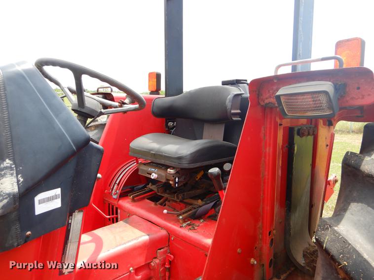 image for item EI9176 2005 McCormick C90 tractor