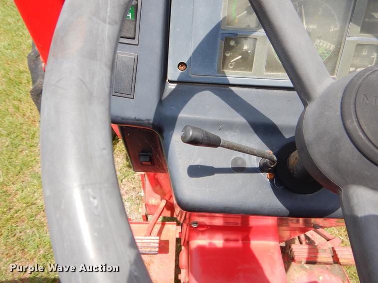 image for item EI9176 2005 McCormick C90 tractor