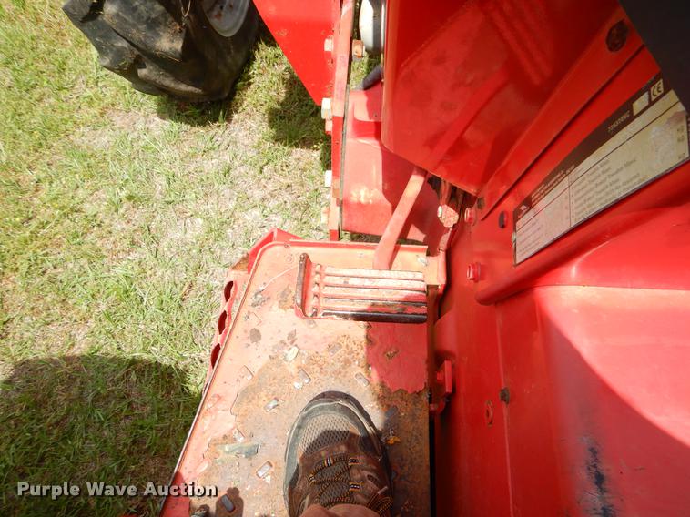 image for item EI9176 2005 McCormick C90 tractor