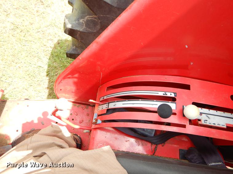 image for item EI9176 2005 McCormick C90 tractor