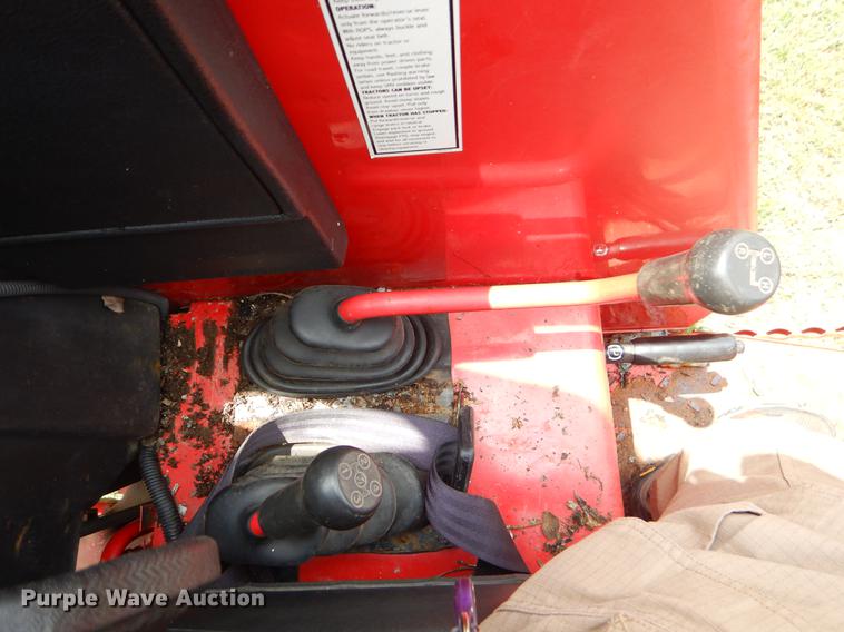 image for item EI9176 2005 McCormick C90 tractor