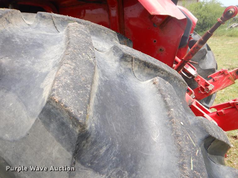 image for item EI9176 2005 McCormick C90 tractor