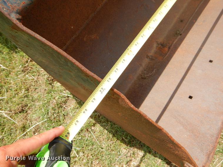 image for item EI9176 2005 McCormick C90 tractor