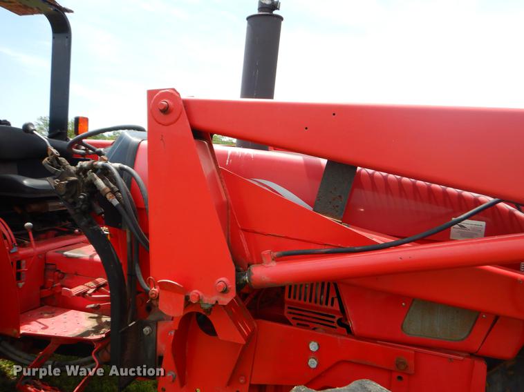 image for item EI9176 2005 McCormick C90 tractor