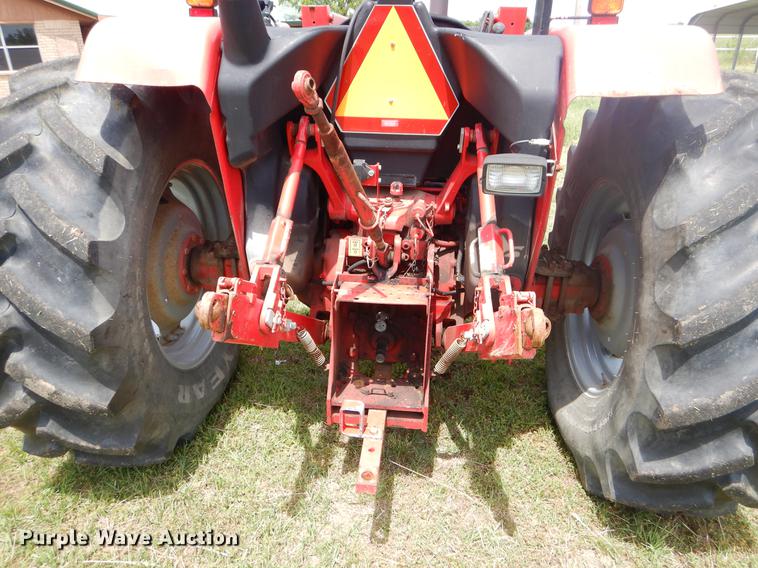 image for item EI9176 2005 McCormick C90 tractor