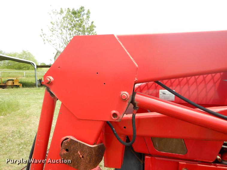 image for item EI9176 2005 McCormick C90 tractor