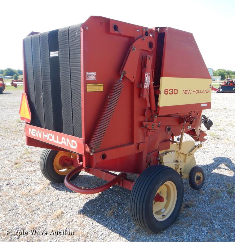 image for item EI9248 New Holland 630 round baler
