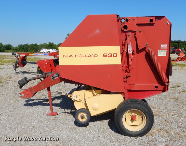 image for item EI9248 New Holland 630 round baler