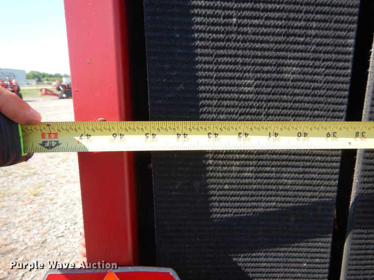 image for item EI9248 New Holland 630 round baler