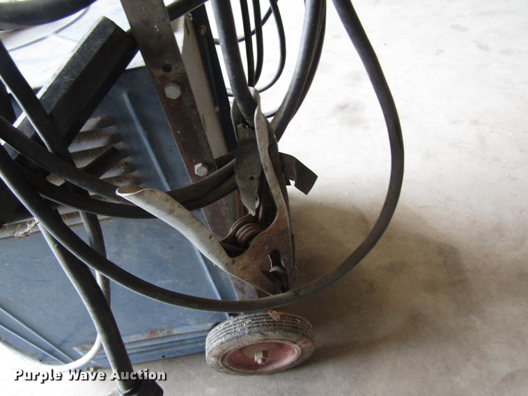 image for item EI9332 Miller Thunderbolt AC welder