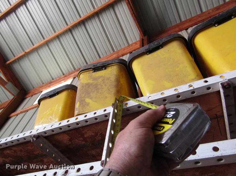 image for item EI9335 Storage shelving