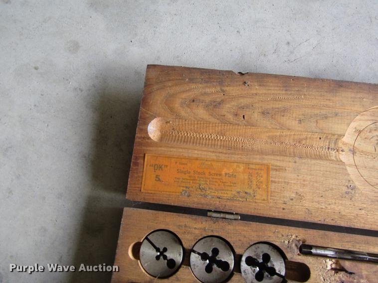 image for item EI9340 Tools