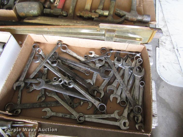 image for item EI9341 Hand tools