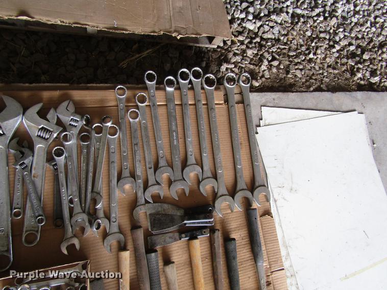 image for item EI9341 Hand tools