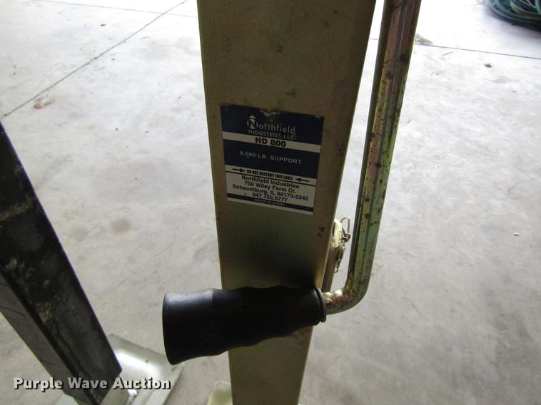 image for item EI9342 (2) jackstands