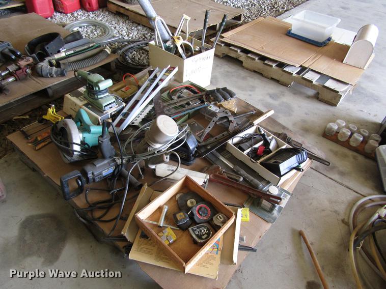 image for item EI9343 Power and hand tools