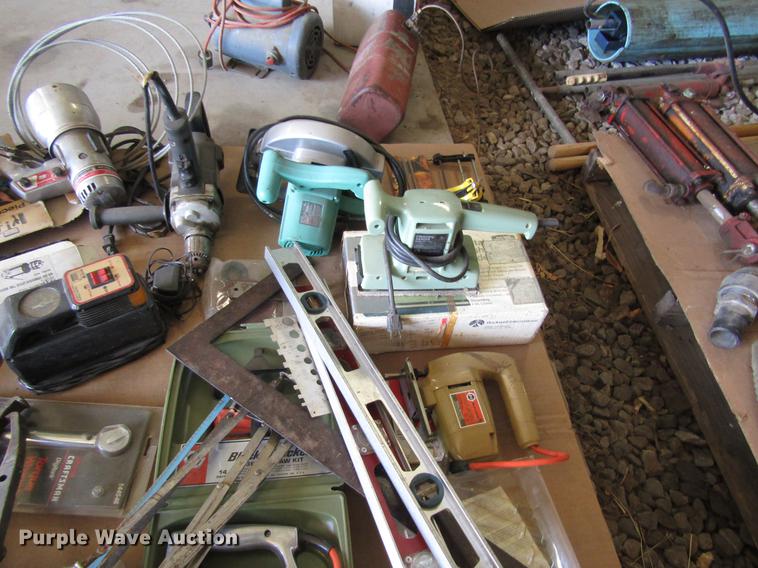 image for item EI9343 Power and hand tools