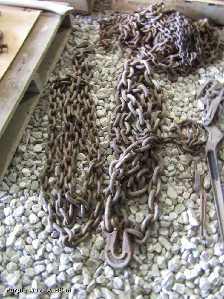 image for item EI9347 Tow and log chains