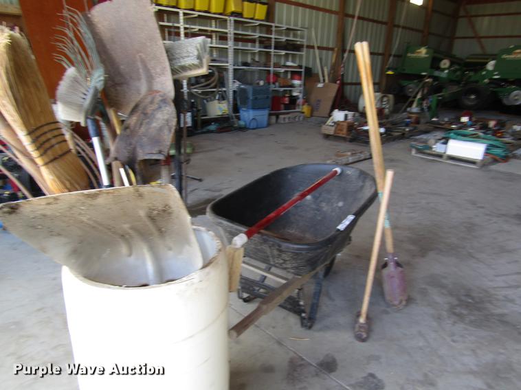 image for item EI9350 Hand tools