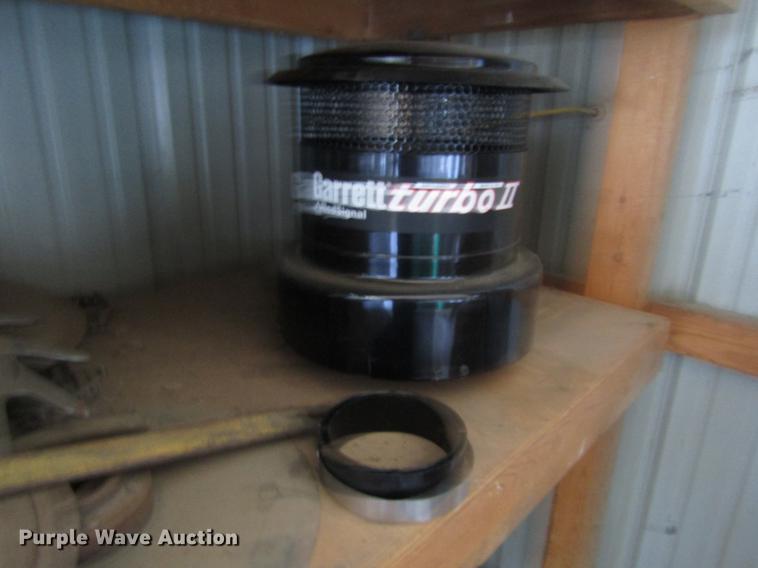 image for item EI9351 Hardware and parts