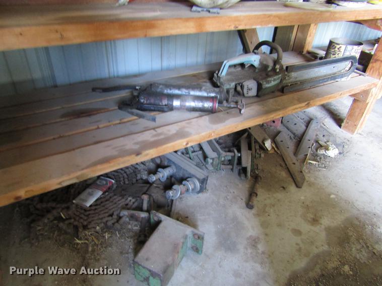 image for item EI9351 Hardware and parts