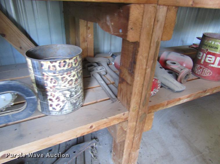 image for item EI9351 Hardware and parts