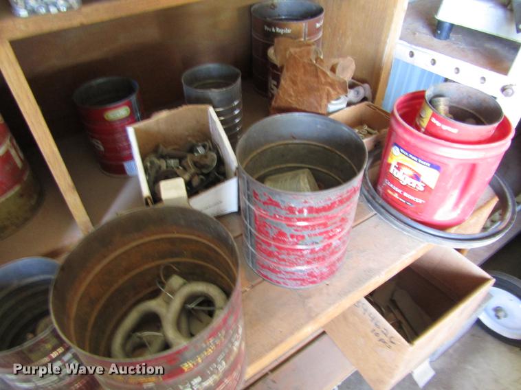 image for item EI9351 Hardware and parts